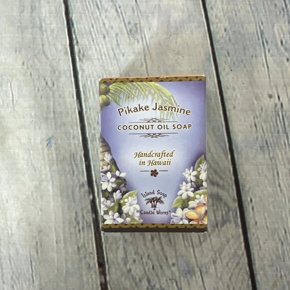 Island Soap & Candle Works Other - Island Soap & Candle Works Handmade Coconut Soap